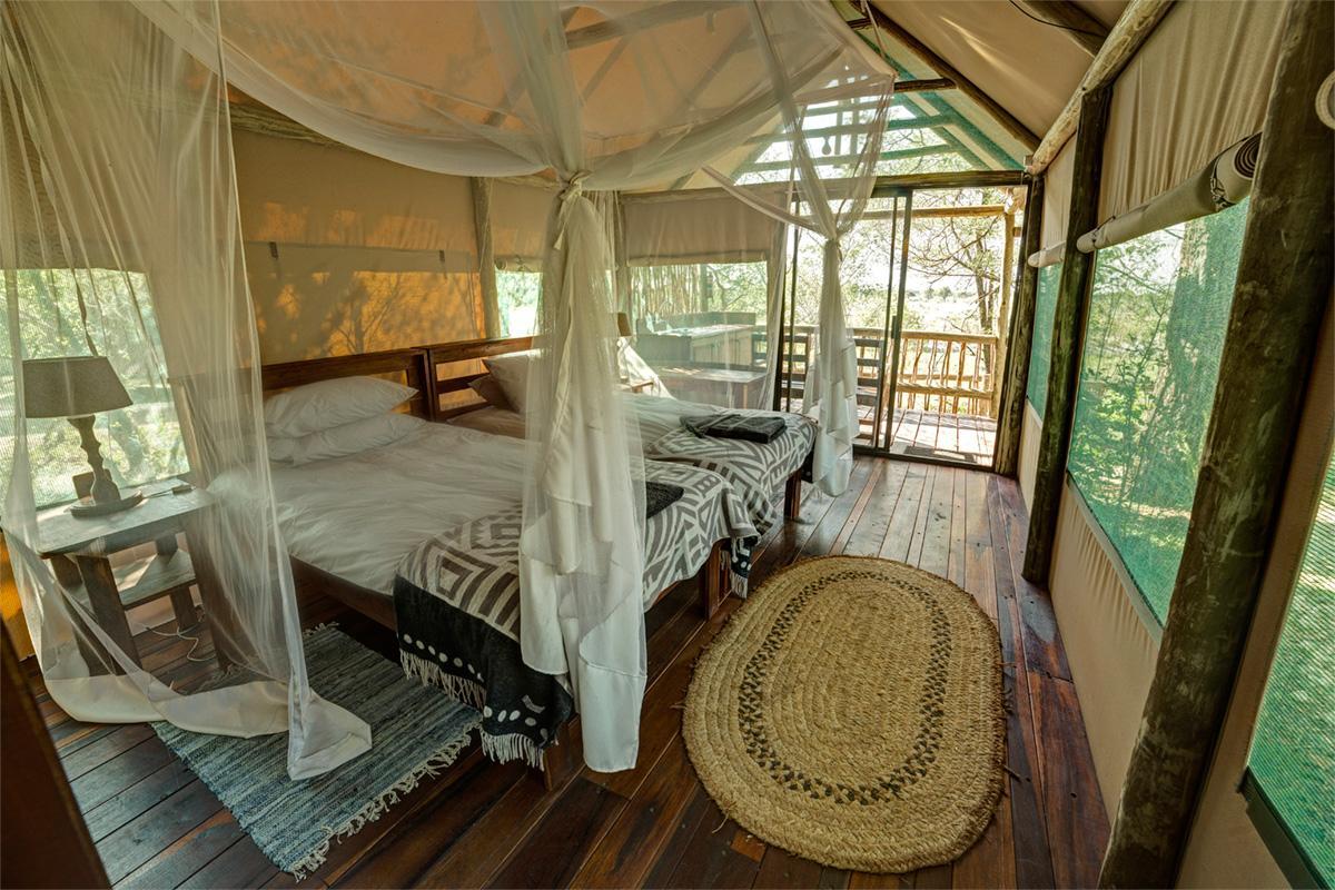 Sharwimbo River Camp - Camp at the Kwando river in the Caprivi